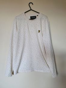 lyle and scott long sleeve size medium in new condition