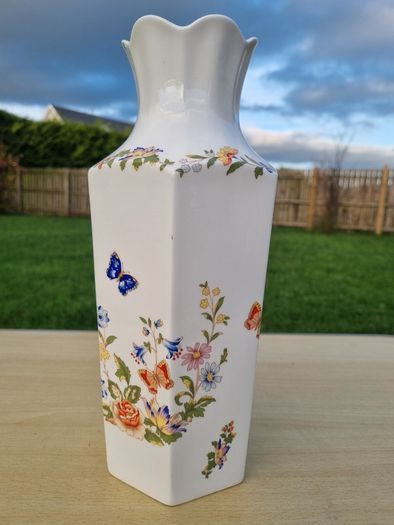 Aynsley Bone China " Cottage Garden " Large Vase