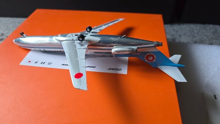 JC Wings 1:200 All Nippon Airlines Boeing B-727 200