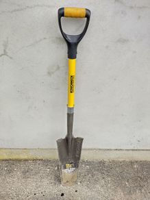 Post hole Shovel