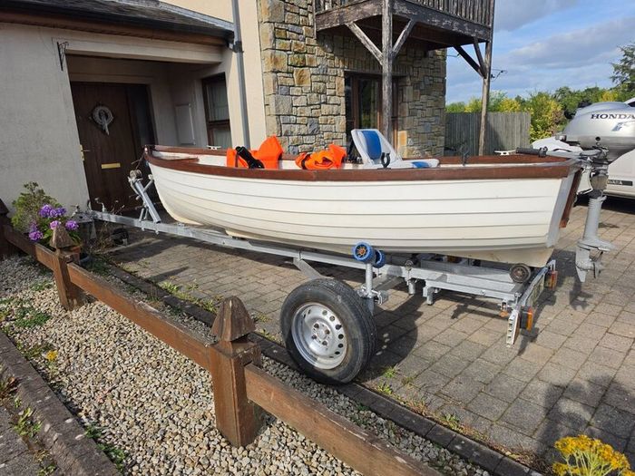 Fishing boat for sale