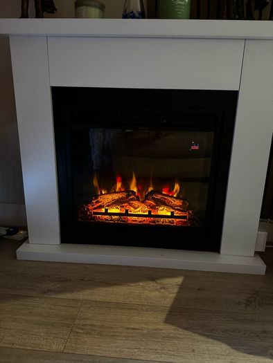Electric Fire place and Surround