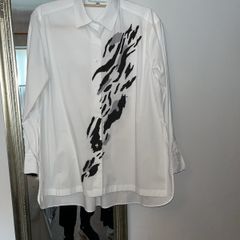 Blouse / Shirt