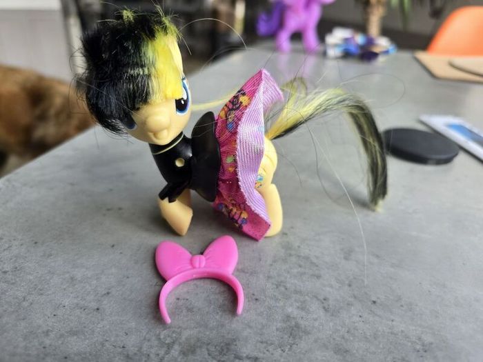 Songbird Serenade Sparkling & Spinning Skirt MLP G4 My Little Pony