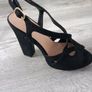 Black heels Image 2