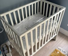 mamas and papas petit cot and fibre mattress.