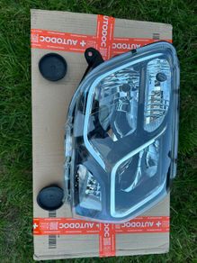 Dacia Duster head light