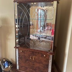 Glass cabinet