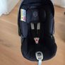 Cybex Cloud Z infant car seat and Swivel Isofix Base Image 5