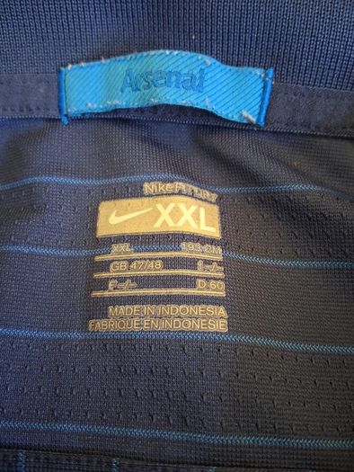 Arsenal Jersey. Official Nike Arsenal Mens Away Jersey From Season 2009/2010. Authentic Original From The Time. Not A Modern Day Remake. Collect In Dublin Or Receive Via Post.
