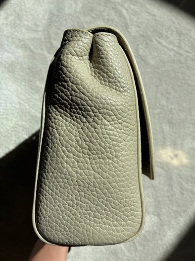 Mulberry Medium Lily with Top Handle