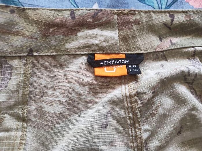 Pentagon shorts