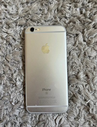 iPhone 6 - Including Phone Case