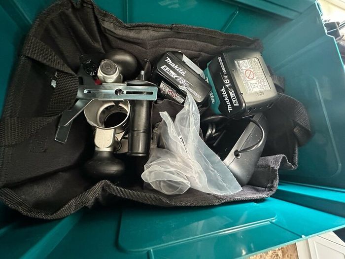 Makita DRT50ZJX9 cordless router brand new