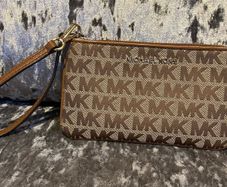 Michael Kors Wristlet