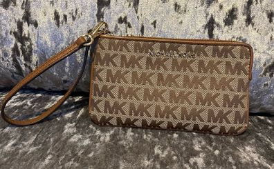 Michael Kors Wristlet