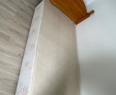 Single Wooden Bed Frame with Divan Base anud Mattress