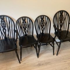 dining room chairs
