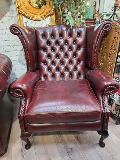 Leather Chesterfield Suite