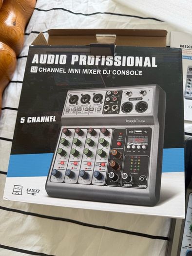 Mini Mixing console
