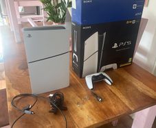 Brand new ps5 slim digital edition