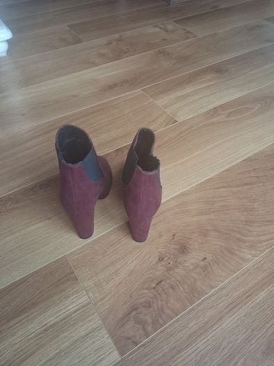 wine coloured ankle boot
