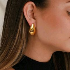 Water drop earrings