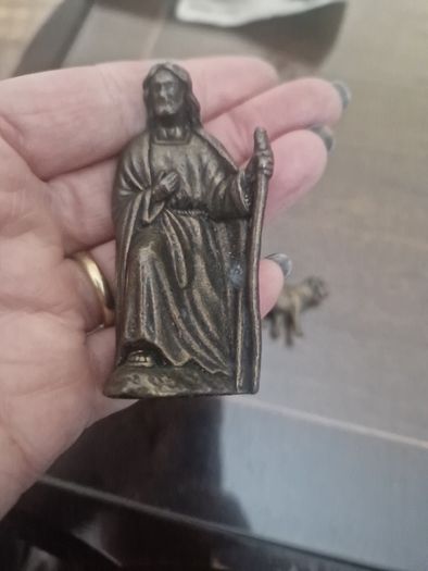 brass figures