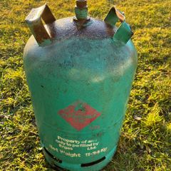 11.34 kg gas cylinder