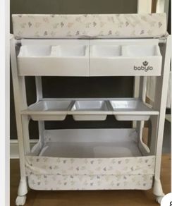 Baby changing table