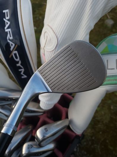 Set of Ladies Golf Clubs
