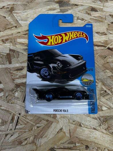 Porsche 934.5 Hot Wheels
