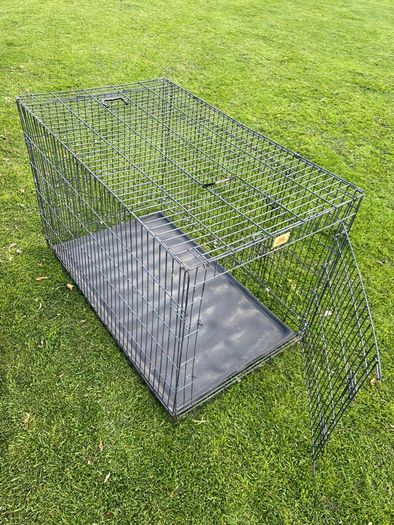 Dog crate