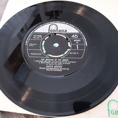 irish pressed single,  Austin gaffney