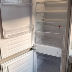 Fridge-built in