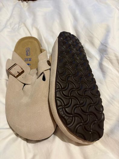 Birkenstock clogs / cream / new