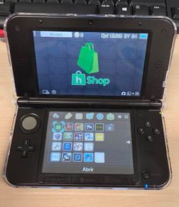 Nintendo 3DS XL