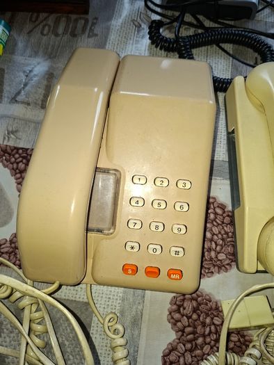6 Old House Phones for sale Price is for 1 Only Postage or Collection