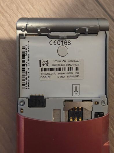 Motorola V3 Pink new since 2004