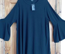 NEW plus size top from yours