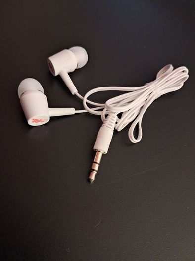 Buy 2 Get 1 Free!! - Only 1 Each!! - Brand New Wired Earphones