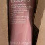 Elemis gift set Image 4