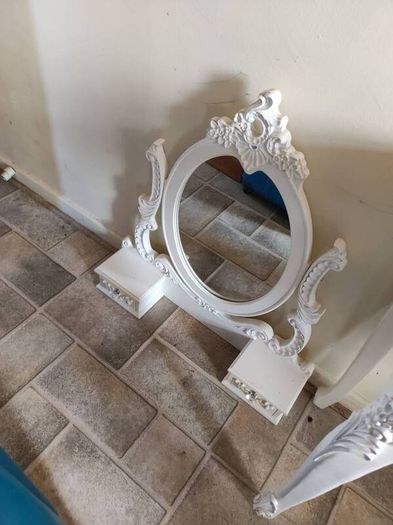 Mirror Table