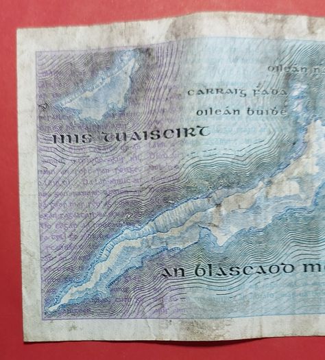 Irish 1983  "YEATS" Twenty pound note in .Fine condition