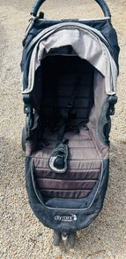 stroller