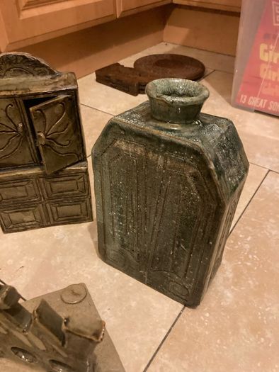 Unique once of pottery