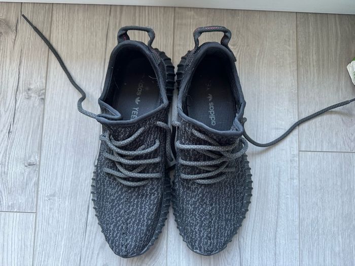 yeezy pirate black