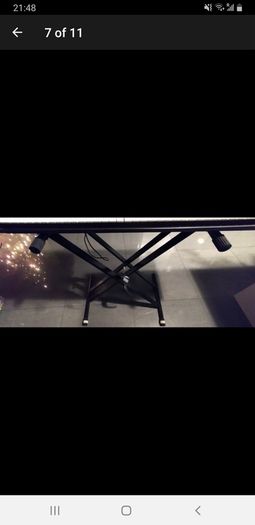 piano stand