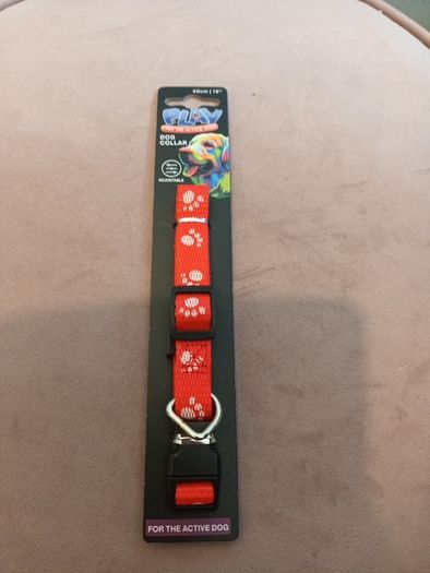 Adustable dog collar for the active dog