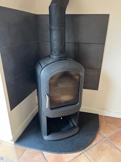 Jotul F 250 Wood Burning Stove, hardly used